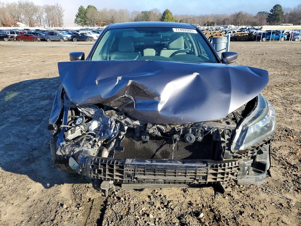 Photo 5 from auction – 2013 HONDA ACCORD with VIN 1HGCR2F37DA237103