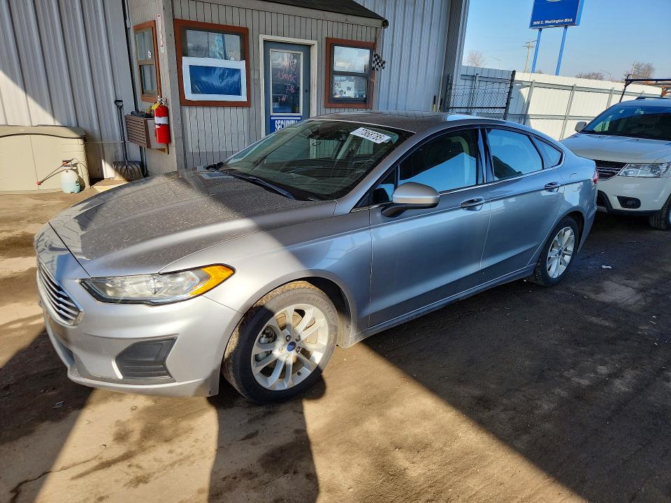 FORD FUSION 2020 with VIN 3FA6P0LU5LR186343 - Photo from auction