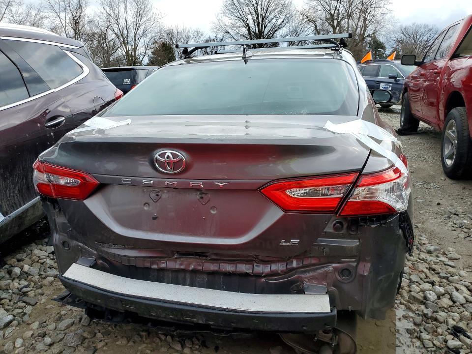 Photo 6 from auction – 2020 TOYOTA CAMRY with VIN 4T1C11AK5LU384401