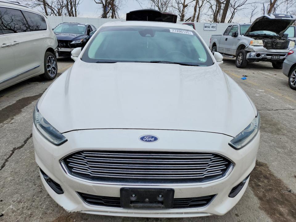 Photo 5 from auction – 2016 FORD FUSION with VIN 3FA6P0K99GR289915