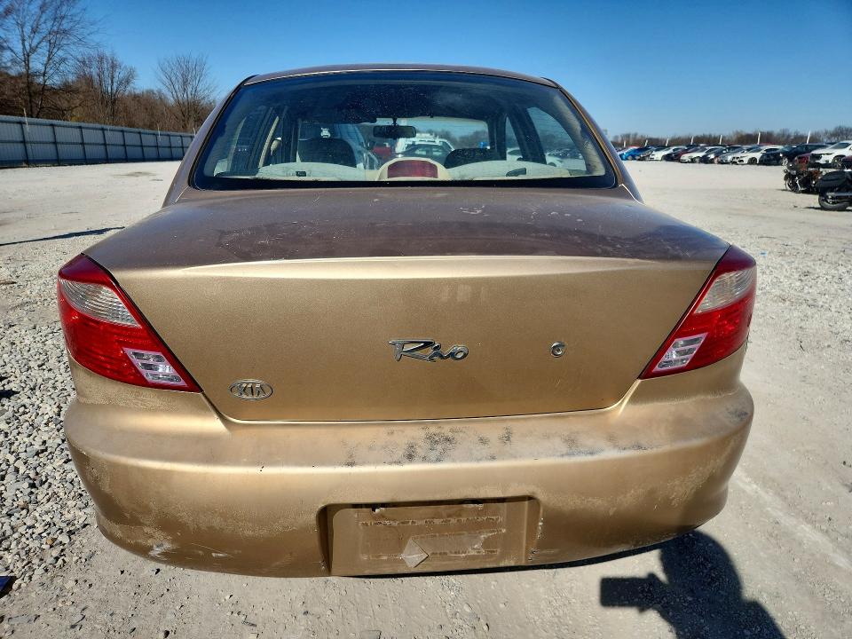 Photo 6 from auction – 2001 KIA RIO with VIN KNADC123716015855