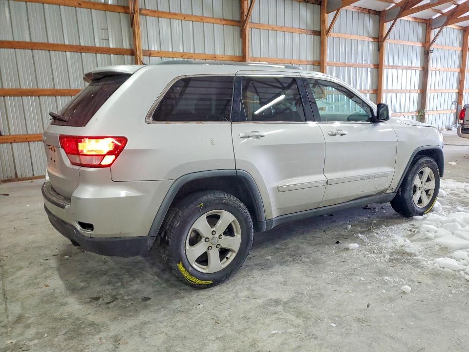 Photo 3 from auction – 2012 JEEP GRAND CHEROKEE with VIN 1C4RJFAG2CC145756
