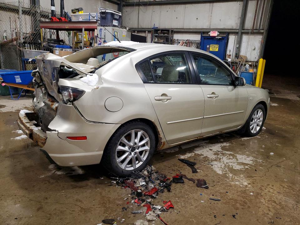 Photo 3 from auction – 2008 MAZDA 3 with VIN JM1BK32FX81160673