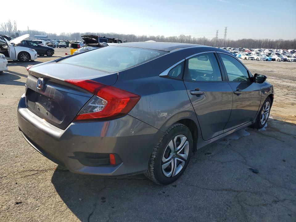 Photo 3 from auction – 2016 HONDA CIVIC LX with VIN 19XFC2F59GE084580