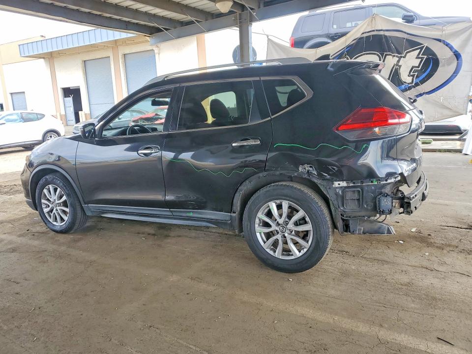 Photo 2 from auction – 2017 NISSAN ROGUE with VIN KNMAT2MT5HP512836