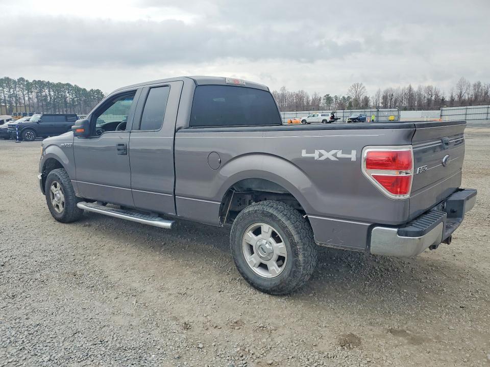 Photo 2 from auction – 2010 FORD F150 with VIN 1FTEX1E84AKE69104