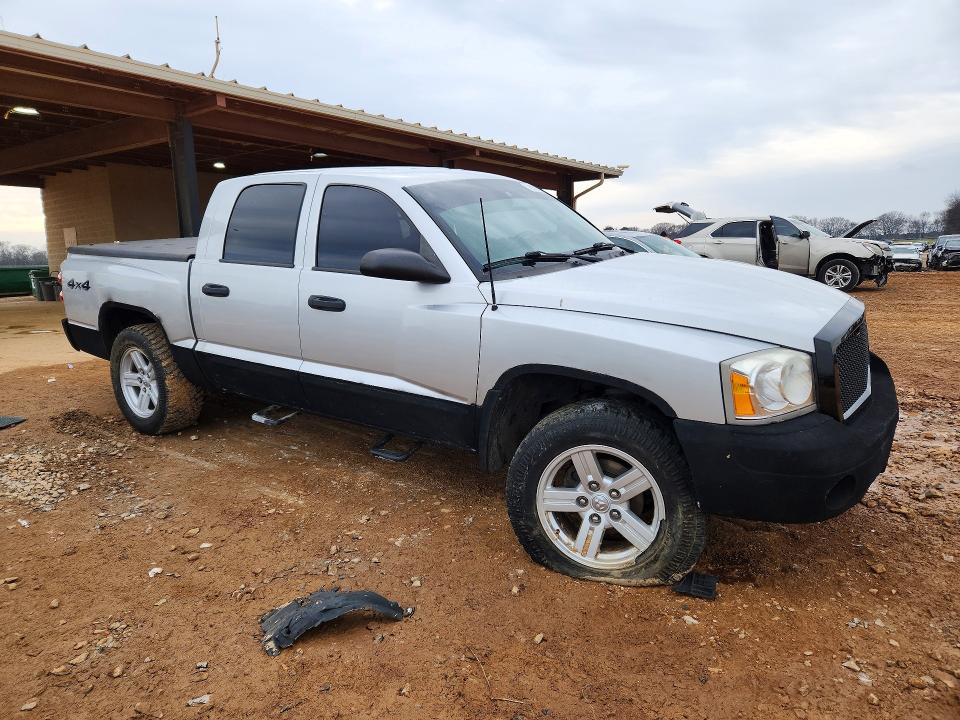 Photo 4 from auction – 2007 DODGE DAKOTA with VIN 1D7HW48K27S128050