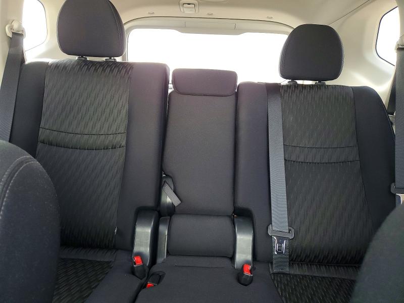 Photo 10 from auction – 2017 NISSAN ROGUE S with VIN 5N1AT2MT7HC886772