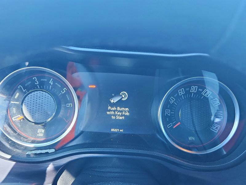 Photo 9 from auction – 2018 DODGE CHALLENGER with VIN 2C3CDZAG6JH231794