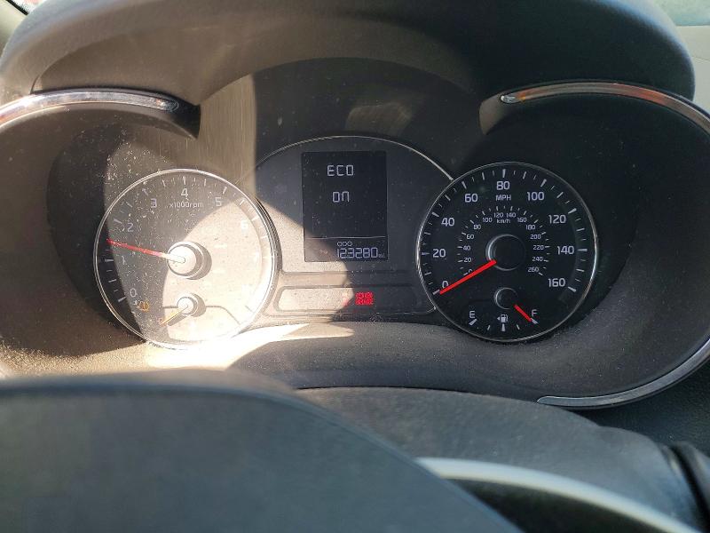 Photo 9 from auction – 2016 KIA FORTE with VIN KNAFK4A66G5529736