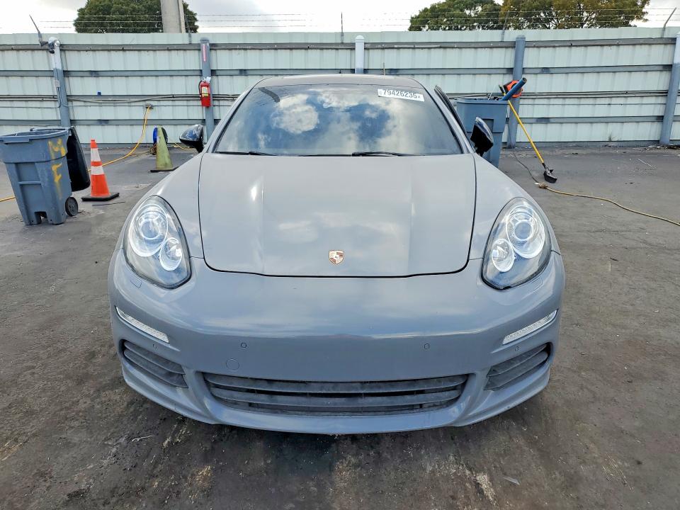 Photo 5 from auction – 2014 PORSCHE PANAMERA with VIN WP0AA2A76EL010496