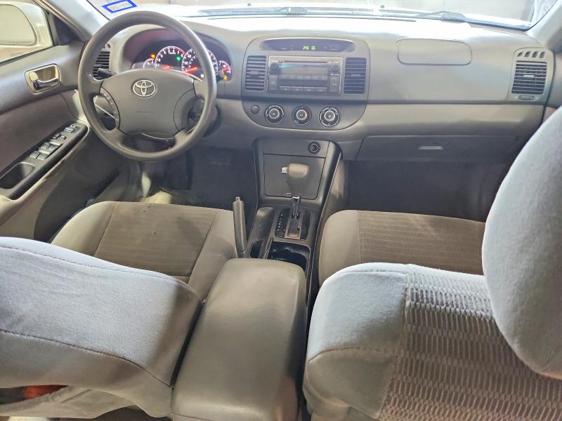 Photo 8 from auction – 2005 TOYOTA CAMRY with VIN 4T1BE30K85U032056