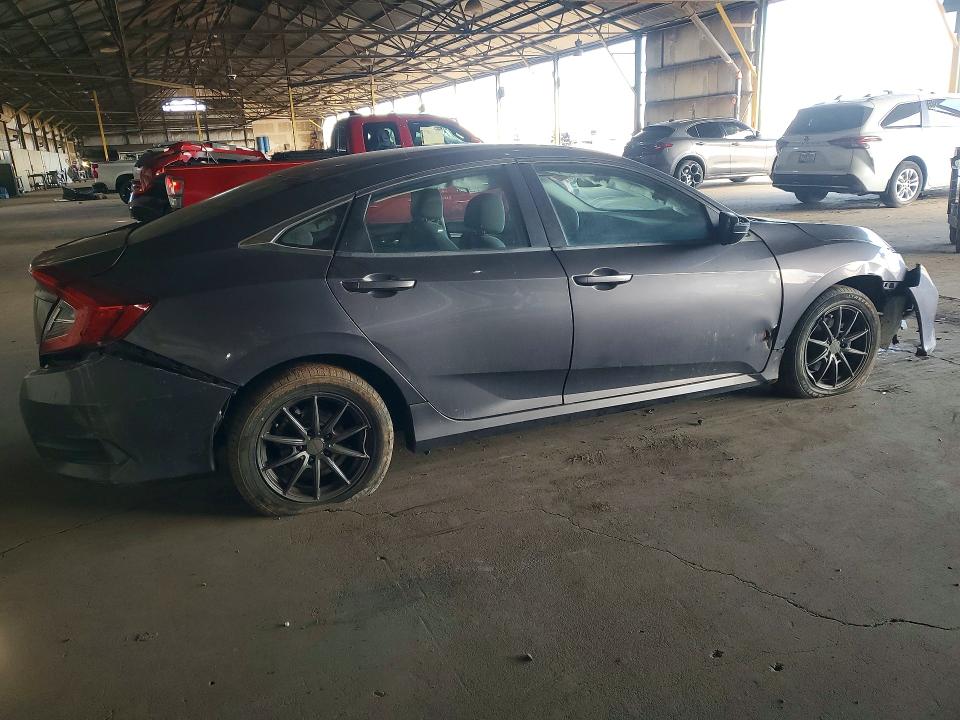 Photo 3 from auction – 2019 HONDA CIVIC with VIN 19XFC2F62KE044407