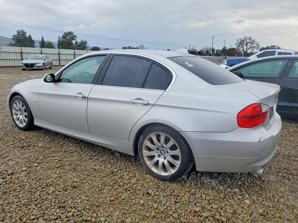 Photo 2 from auction – 2006 BMW 330 with VIN WBAVB33556KS38073