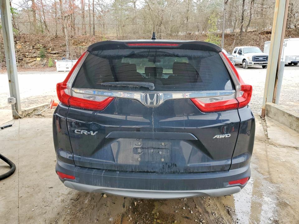 Photo 6 from auction – 2019 HONDA CR-V LX with VIN 2HKRW6H3XKH209517
