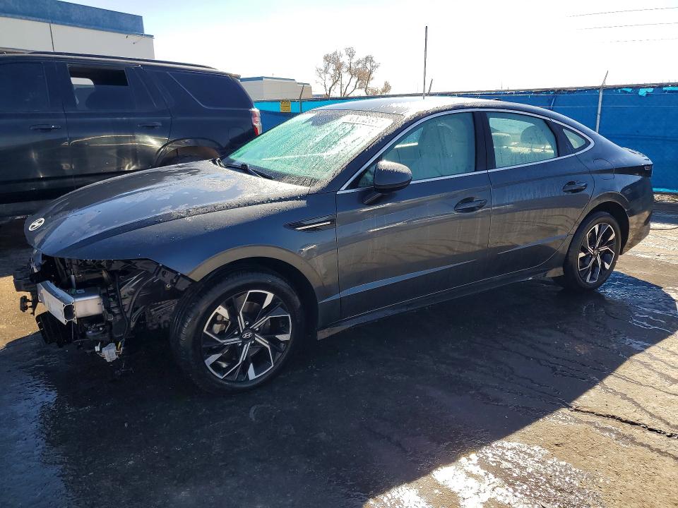 Photo 1 from auction – 2025 HYUNDAI SONATA with VIN KMHL64JA9SA429656