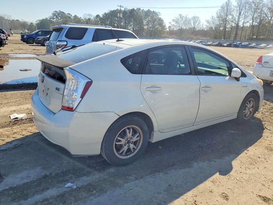 Photo 3 from auction – 2010 TOYOTA PRIUS with VIN JTDKN3DU9A0172263