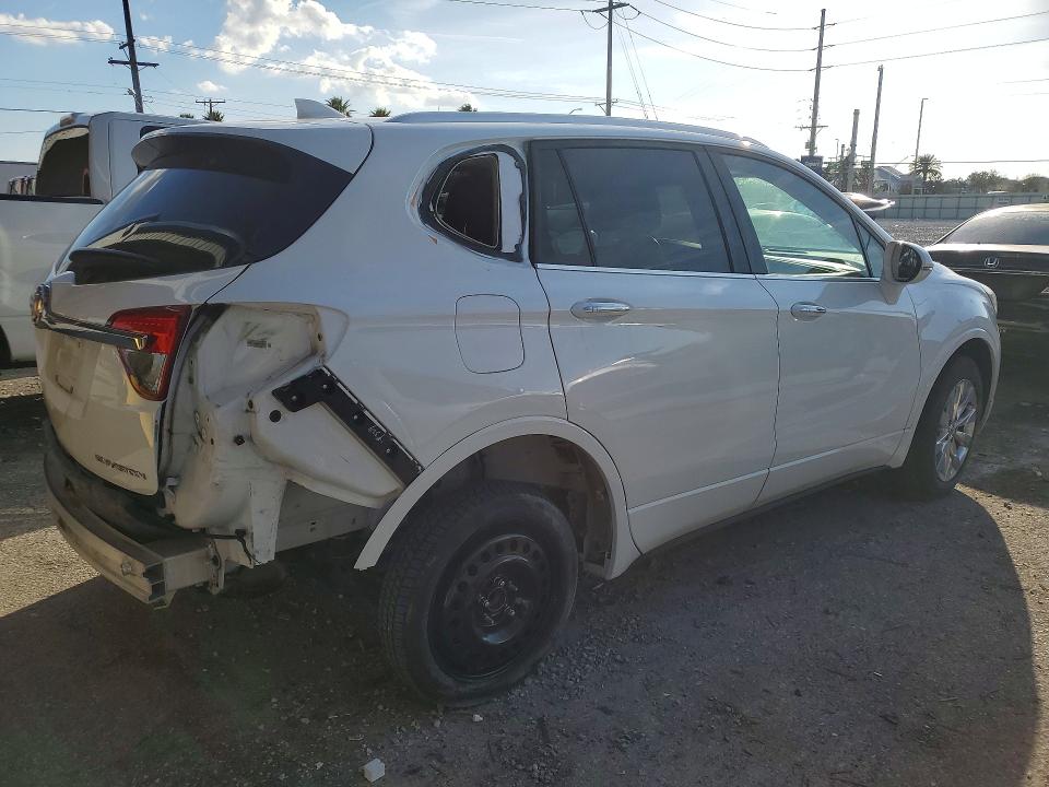 Photo 3 from auction – 2017 BUICK ENVISION with VIN LRBFXBSA9HD220893