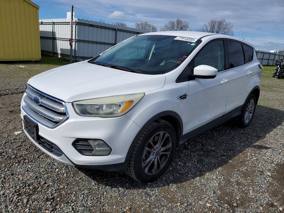 FORD ESCAPE 2017 with VIN 1FMCU9GD7HUC28463 - Photo from auction