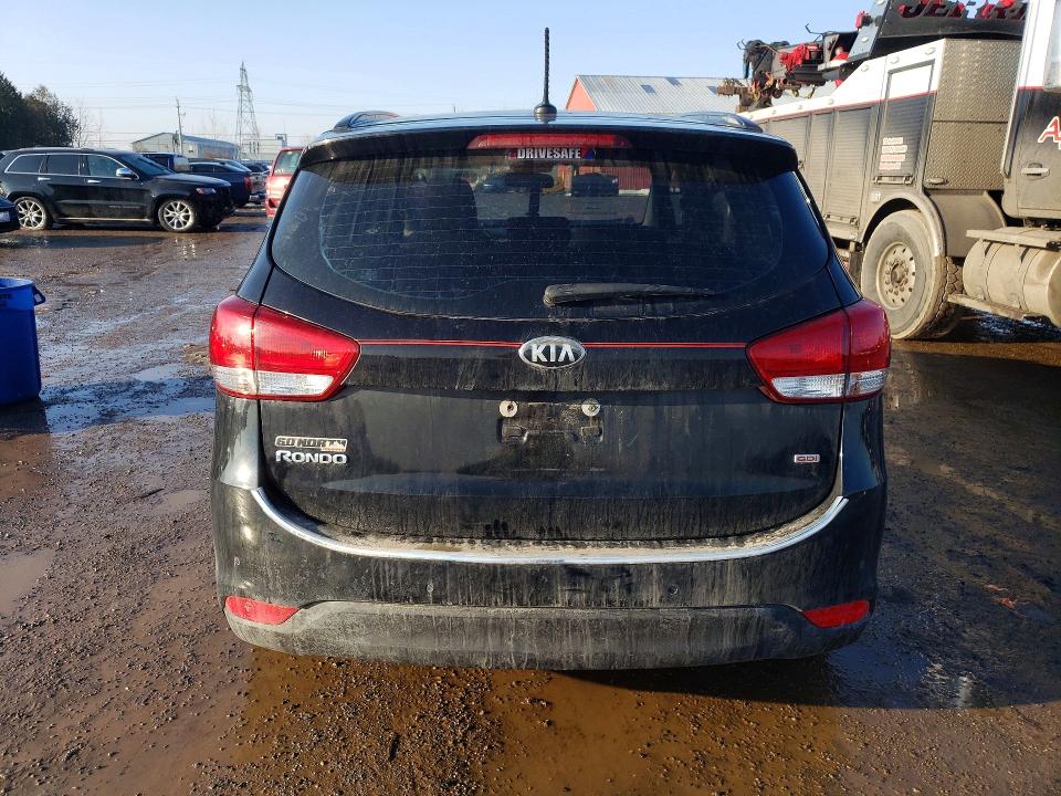Фото 6 с аукциона – 2015 KIA RONDO с VIN KNAHT8A34F7093779