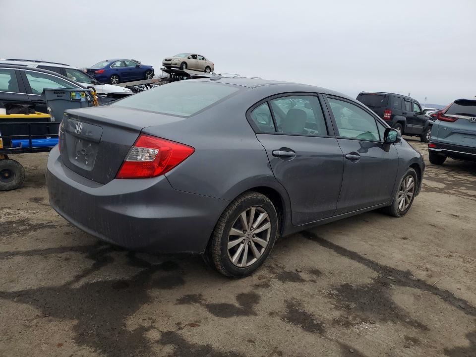 Photo 3 from auction – 2012 HONDA CIVIC with VIN 19XFB2F94CE317135