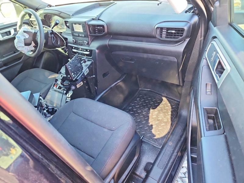 Photo 8 from auction – 2022 FORD EXPLORER POLI with VIN 1FM5K8AB6NGA40589