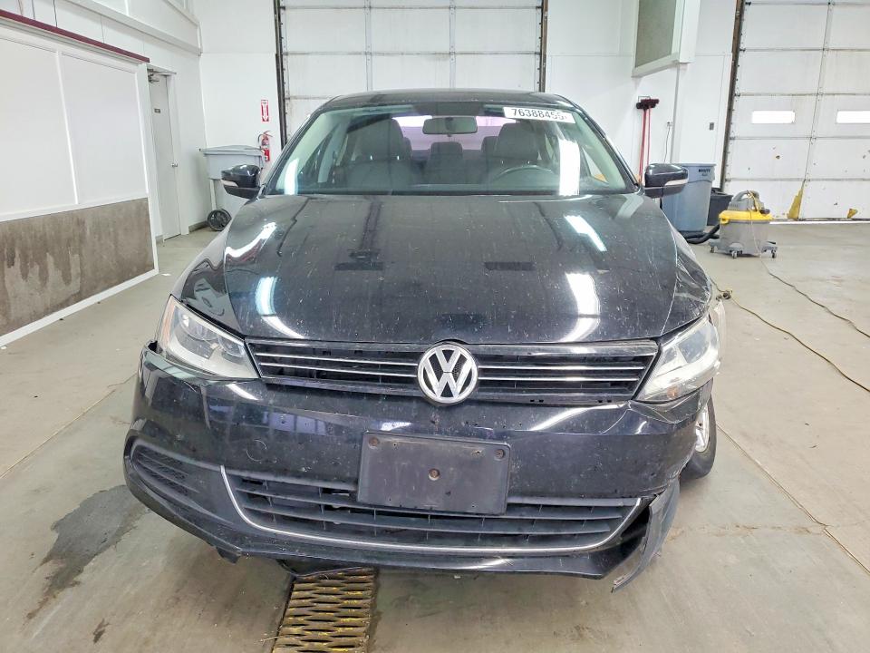 Photo 5 from auction – 2013 VOLKSWAGEN JETTA with VIN 3VWDP7AJ7DM428435