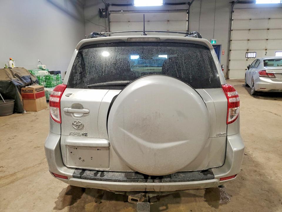 Photo 6 from auction – 2012 TOYOTA RAV4 with VIN 2T3BK4DV6CW090061