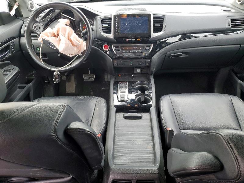 Photo 8 from auction – 2017 HONDA PILOT with VIN 5FNYF5H91HB015105