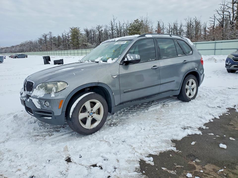 BMW X5 XDRIVE3 2010 with VIN 5UXFE4C52AL279735 - Photo from auction