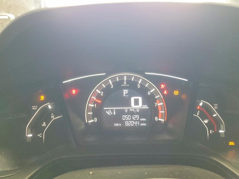 Photo 9 from auction – 2018 HONDA CIVIC LX with VIN 19XFC2F51JE203892