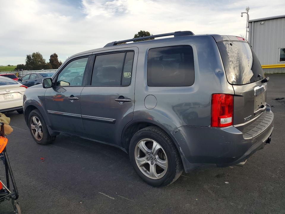 Photo 2 from auction – 2012 HONDA PILOT with VIN 5FNYF3H77CB005187