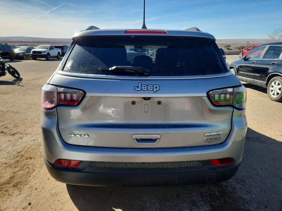 Photo 6 from auction – 2022 JEEP COMPASS with VIN 3C4NJDBB8NT105646