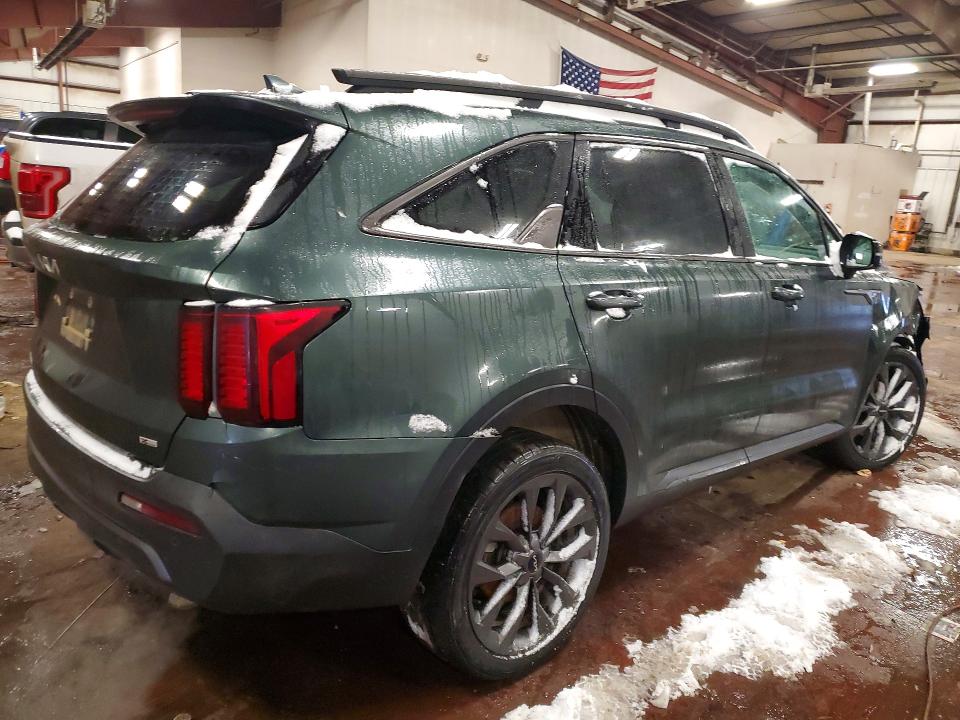 Photo 3 from auction – 2023 KIA SORENTO EX with VIN 5XYRHDLF0PG185033