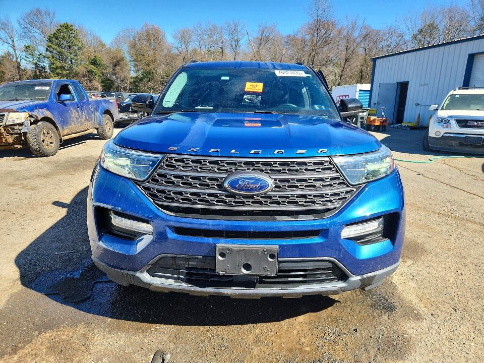 Photo 5 from auction – 2022 FORD EXPLORER with VIN 1FMSK7DH8NGC42315