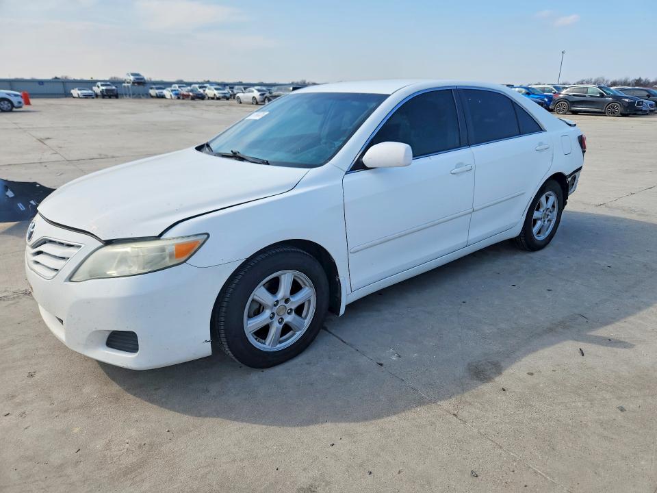 TOYOTA CAMRY BASE 2010 with VIN 4T4BF3EK3AR033993 - Photo from auction