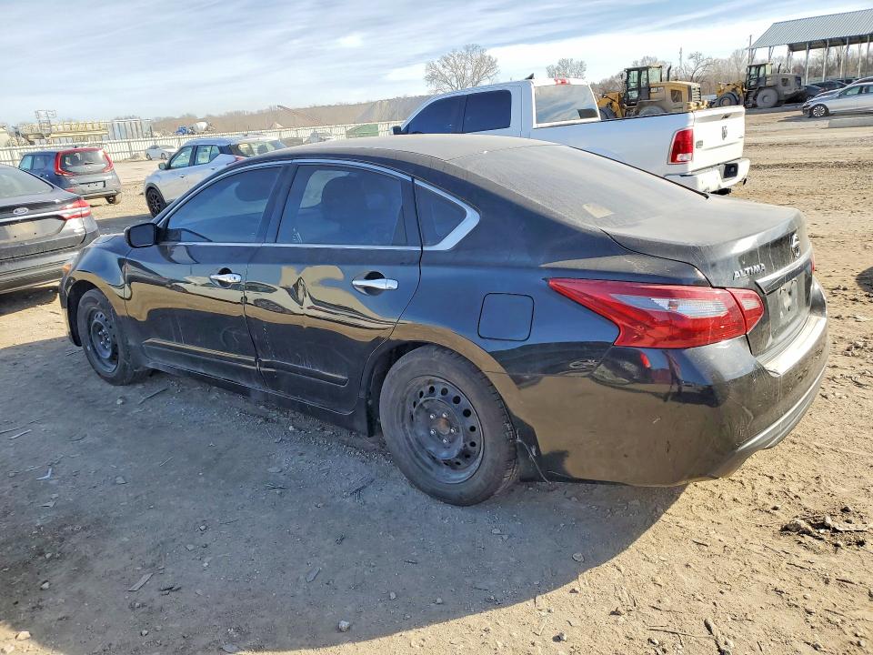 Photo 2 from auction – 2018 NISSAN ALTIMA with VIN 1N4AL3AP4JC243843