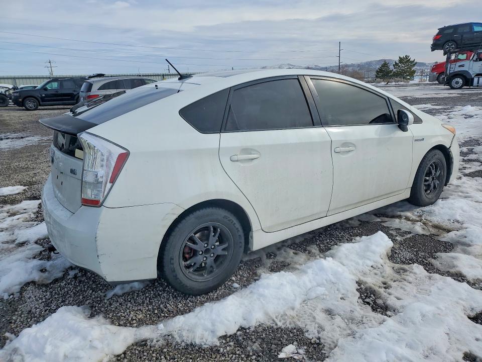 Photo 3 from auction – 2010 TOYOTA PRIUS with VIN JTDKN3DU2A0111742