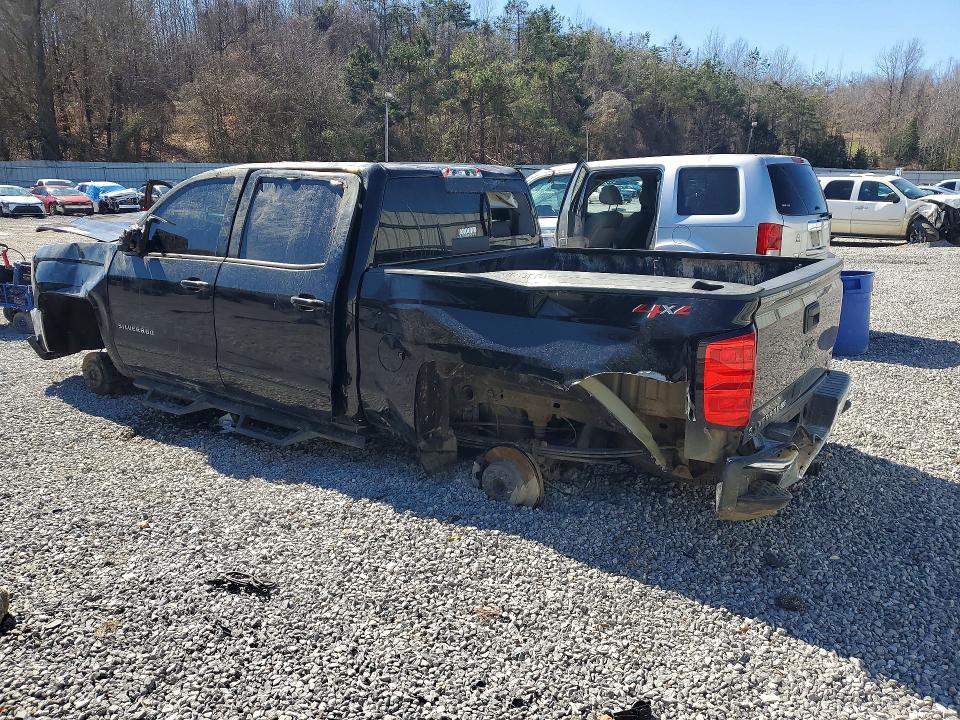 Photo 2 from auction – 2018 CHEVROLET SILVERADO with VIN 3GCUKREC8JG508202