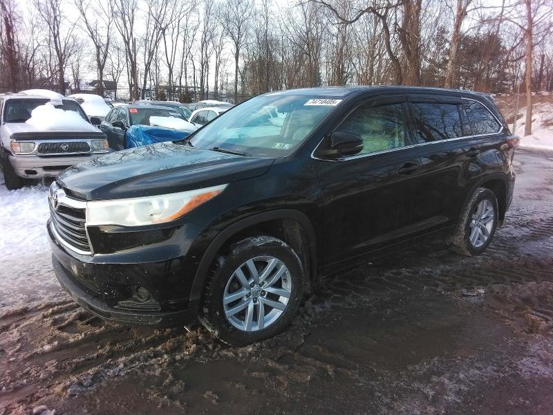 TOYOTA HIGHLANDER 2014 with VIN 5TDBKRFH8ES045857 - Photo from auction