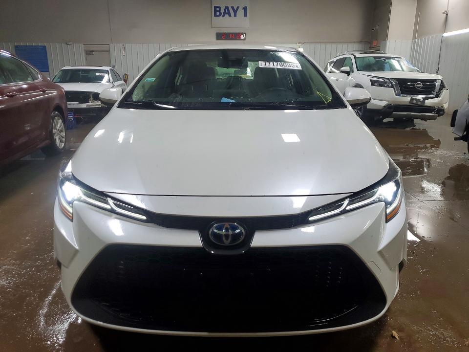 Photo 5 from auction – 2020 TOYOTA COROLLA with VIN JTDEBRBE0LJ023208