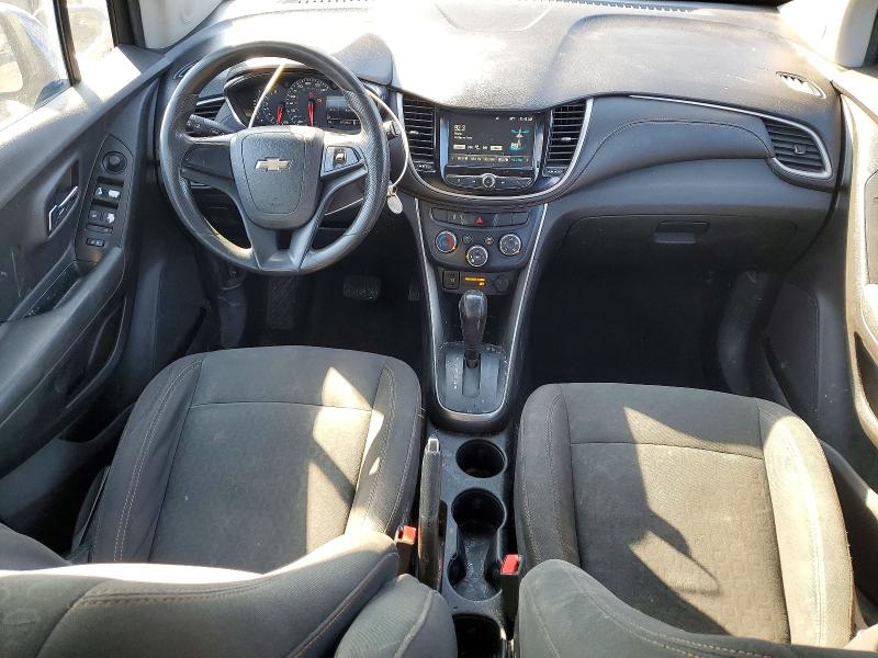 Photo 8 from auction – 2017 CHEVROLET TRAX LS with VIN 3GNCJKSB4HL151546