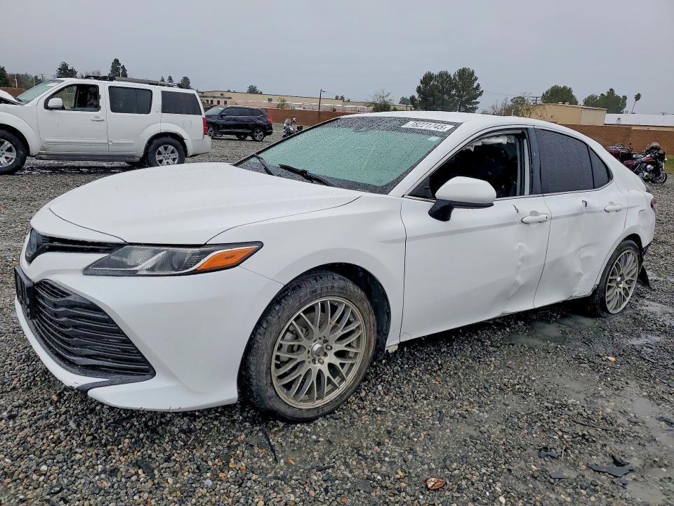 Photo 1 from auction – 2020 TOYOTA CAMRY with VIN 4T1C31AK8LU537220