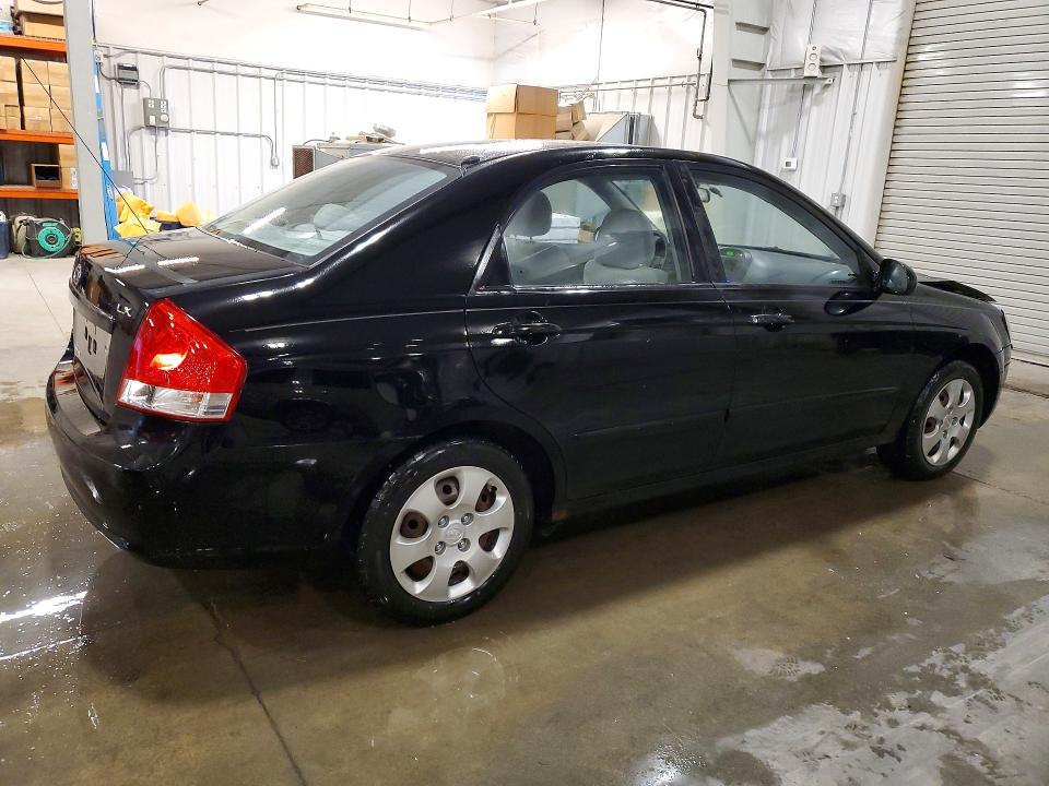 Photo 3 from auction – 2009 KIA SPECTRA EX with VIN KNAFE221295631715