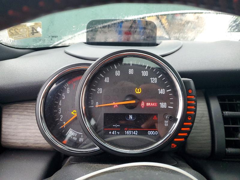 Photo 9 from auction – 2015 MINI COOPER S with VIN WMWXP7C54F2C60229