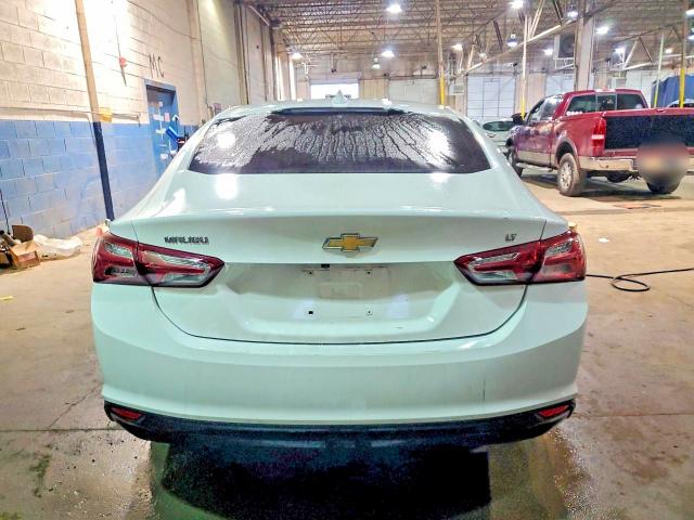 Photo 6 from auction – 2021 CHEVROLET MALIBU LT with VIN 1G1ZD5ST0MF006229