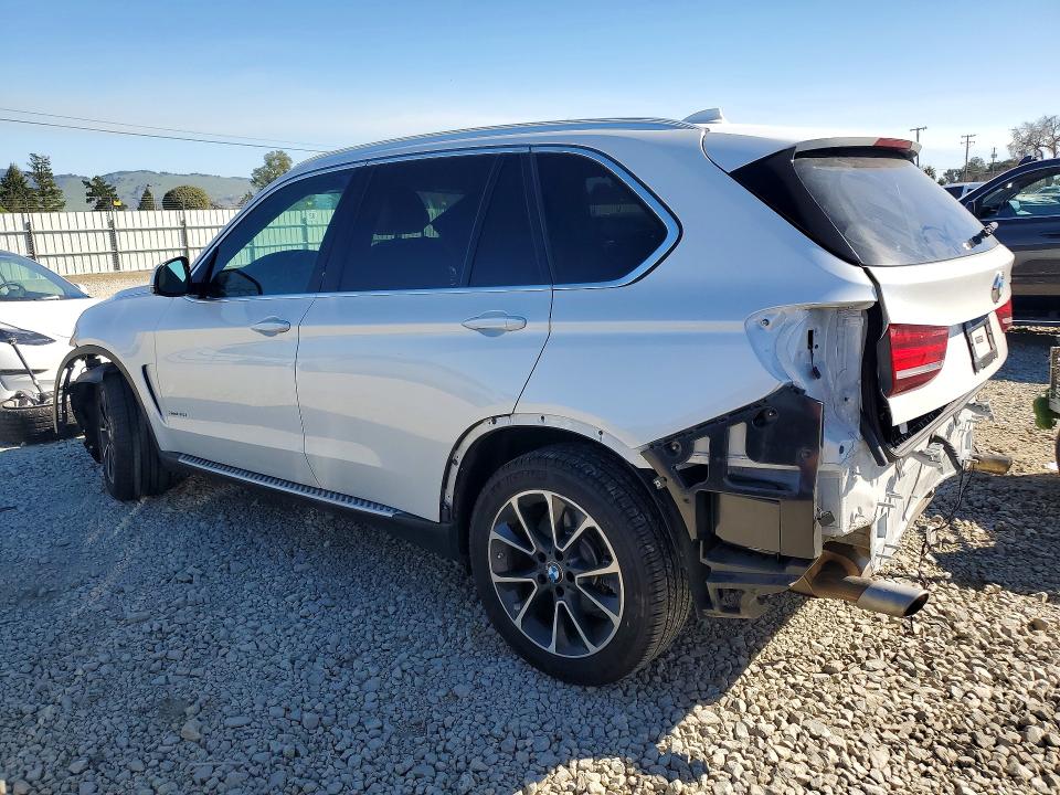 Photo 2 from auction – 2017 BMW X5 XDRIVE3 with VIN 5UXKR0C51H0U52085