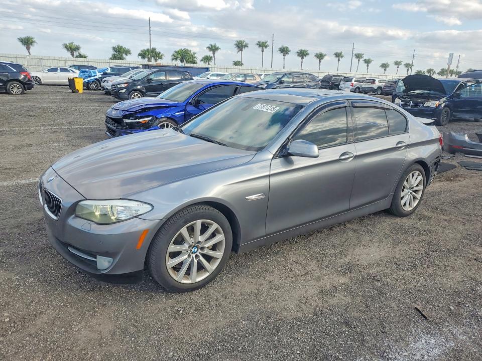 BMW 528 I 2012 with VIN WBAXG5C59CDW24470 - Photo from auction