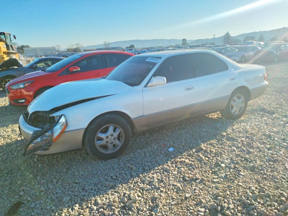 LEXUS ES 1995 with VIN JT8GK13T6S0100741 - Photo from auction