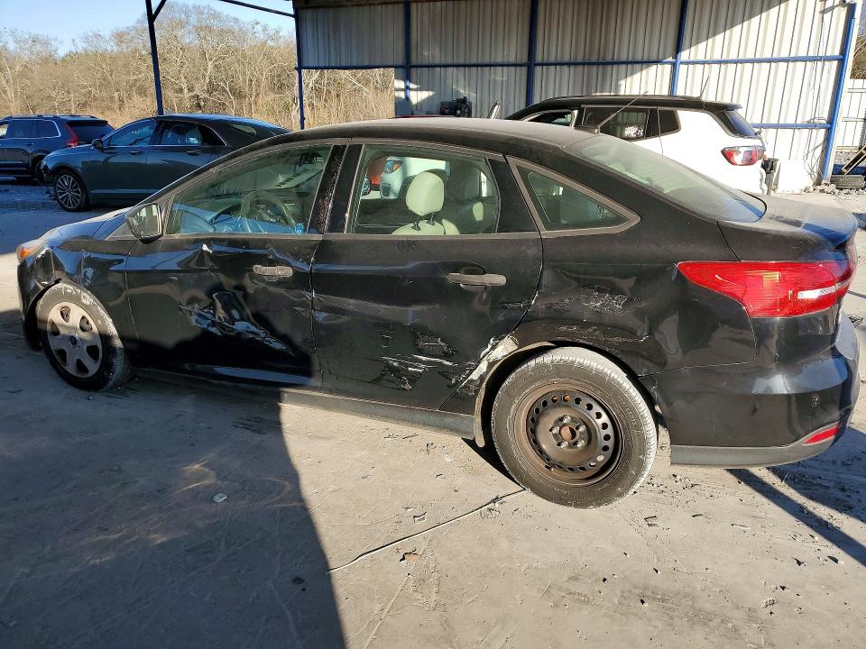 Photo 2 from auction – 2016 FORD FOCUS with VIN 1FADP3E2XGL331062